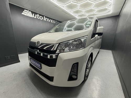 2020 TOYOTA QUANTUM 2.8 GL 11 SEAT