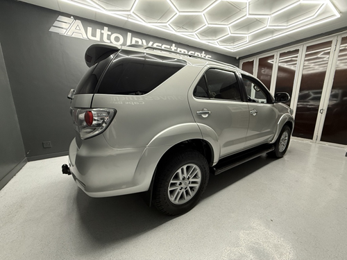 2013 TOYOTA FORTUNER 3.0D-4D R/B