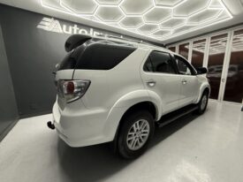 2014 TOYOTA FORTUNER 2.5D-4D RB