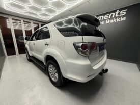 2014 TOYOTA FORTUNER 2.5D-4D RB