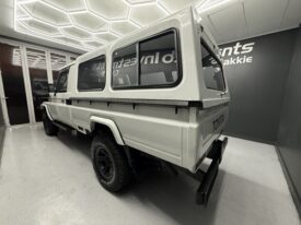 2005 TOYOTA LAND CRUISER 4.5 PETROL P/U S/C