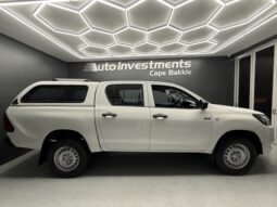2017 TOYOTA HILUX 2.4 GD-6 SR 4X4 P/U D/C