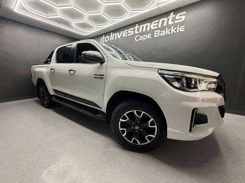 2020 TOYOTA HILUX 2.8 GD-6 RB LEGEND A/T P/U D/C