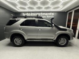 2013 TOYOTA FORTUNER 3.0D-4D 4X4 A/T full